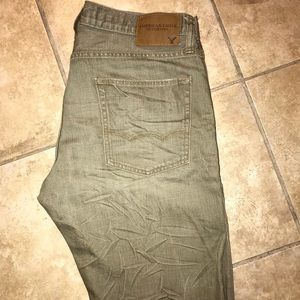 American Eagle shorts. Size 32
